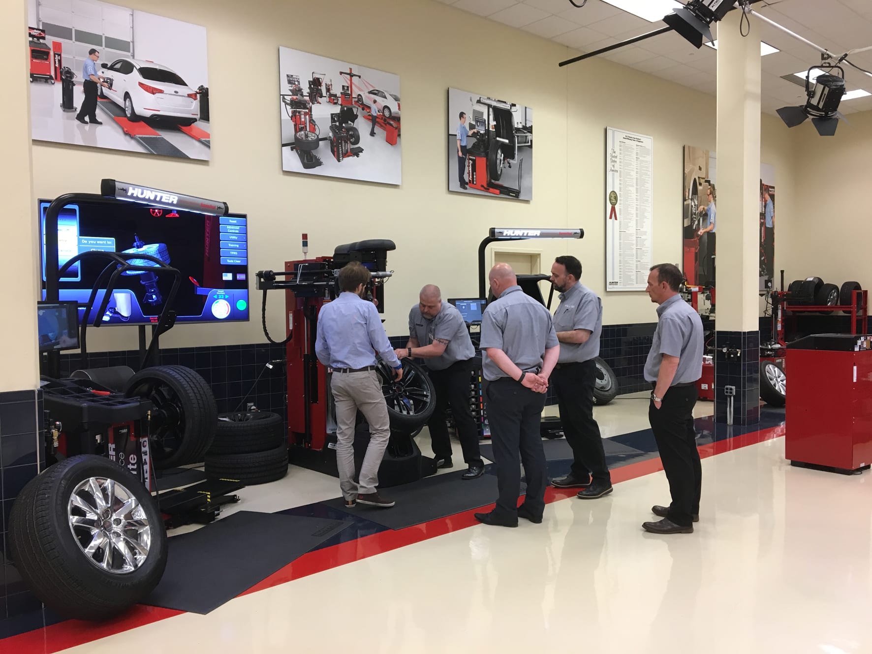 Pro-Align team head to the USA for training