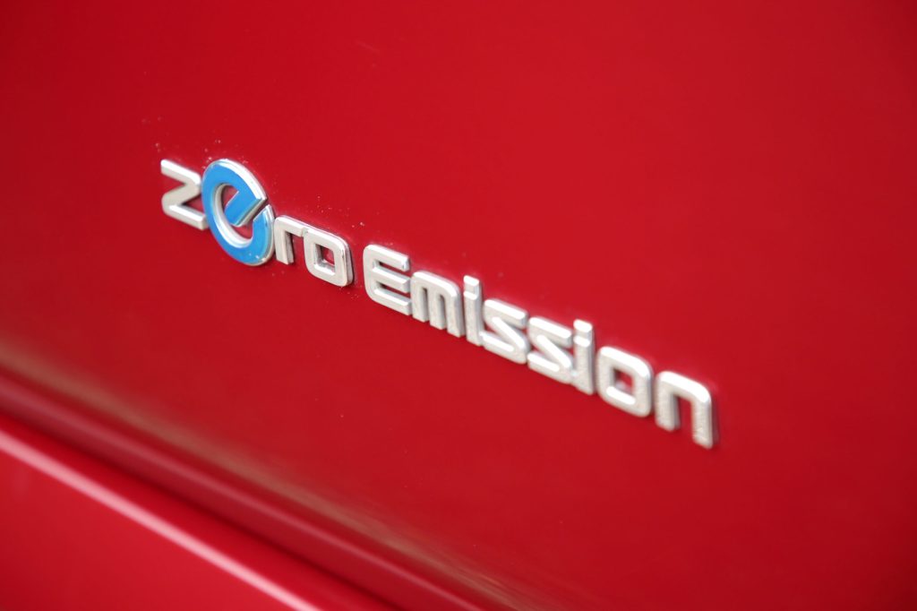 LKQ Academy Hybrid and EV servicing