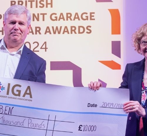 Ben receives generous donation from IGA at the BIG Awards
