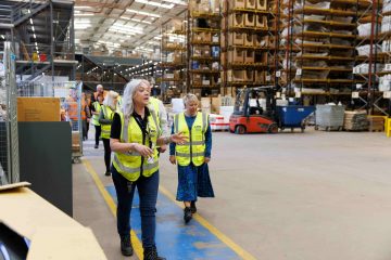 LKQ hosts MP to discuss sustainability and diversity in the aftermarket